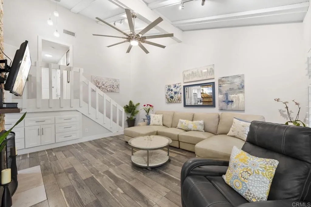 2352 Altisma Way Unit 13