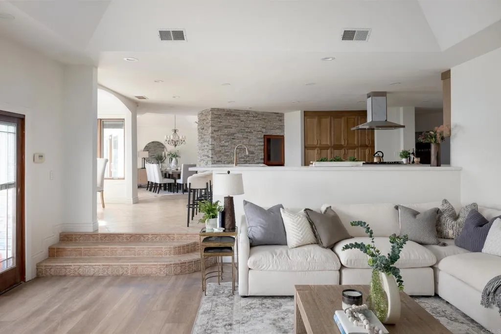 15017 Skyridge Road