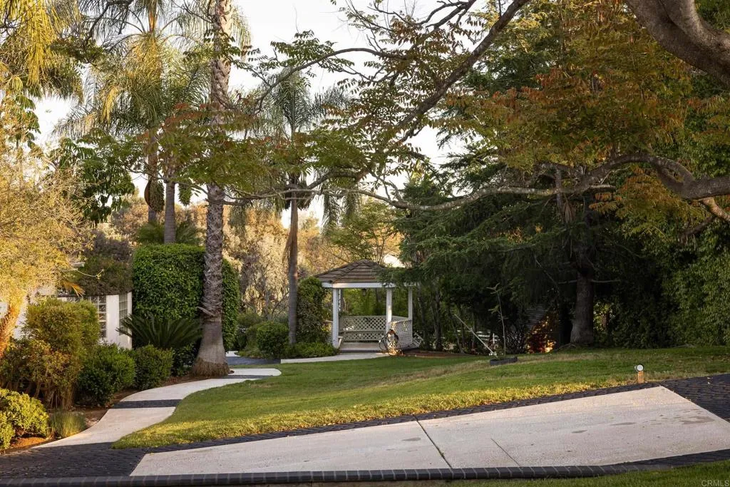 15017 Skyridge Road