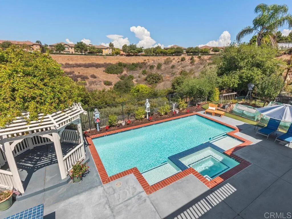 10794 Spur Point Court