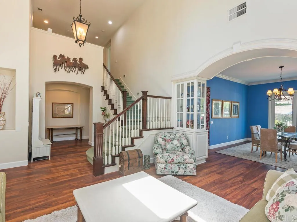 10794 Spur Point Court