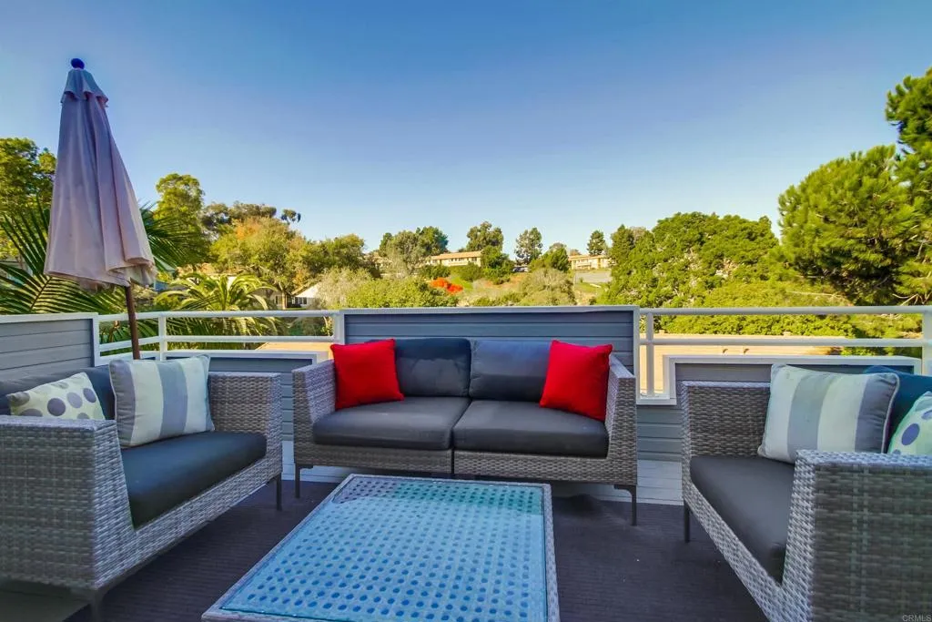864 Del Mar Downs Rd