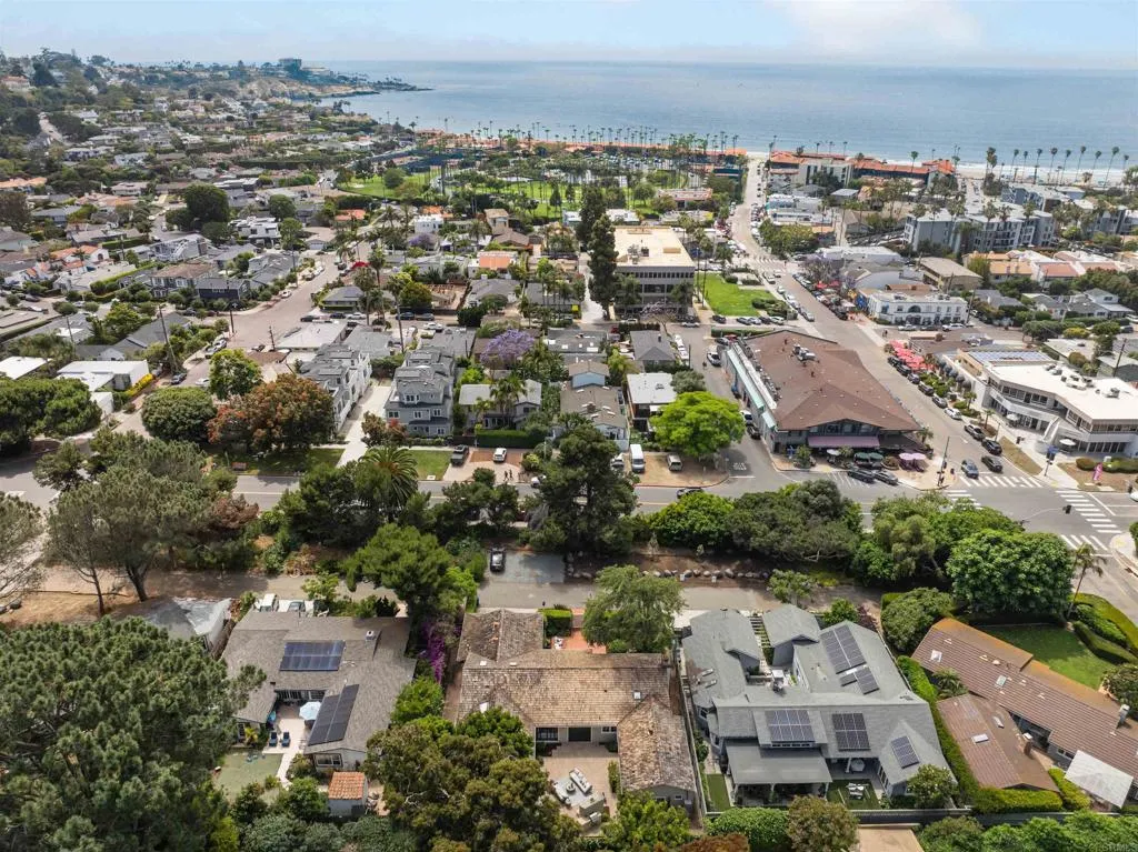 8031 La Jolla Shores Drive