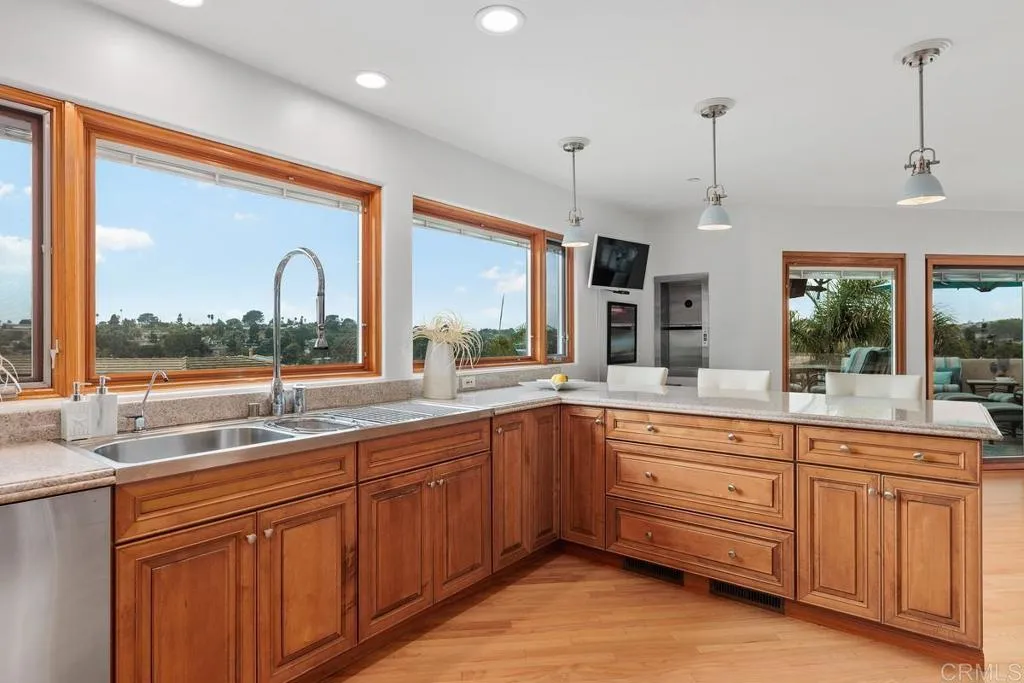 830 Highland Drive
