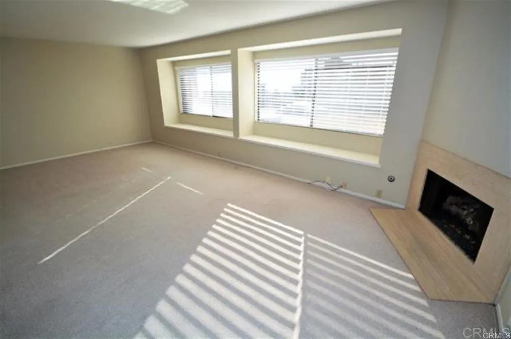 2271 Del Mar Scenic Parkway