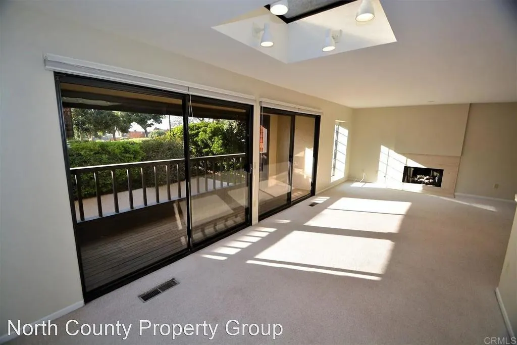 2271 Del Mar Scenic Parkway