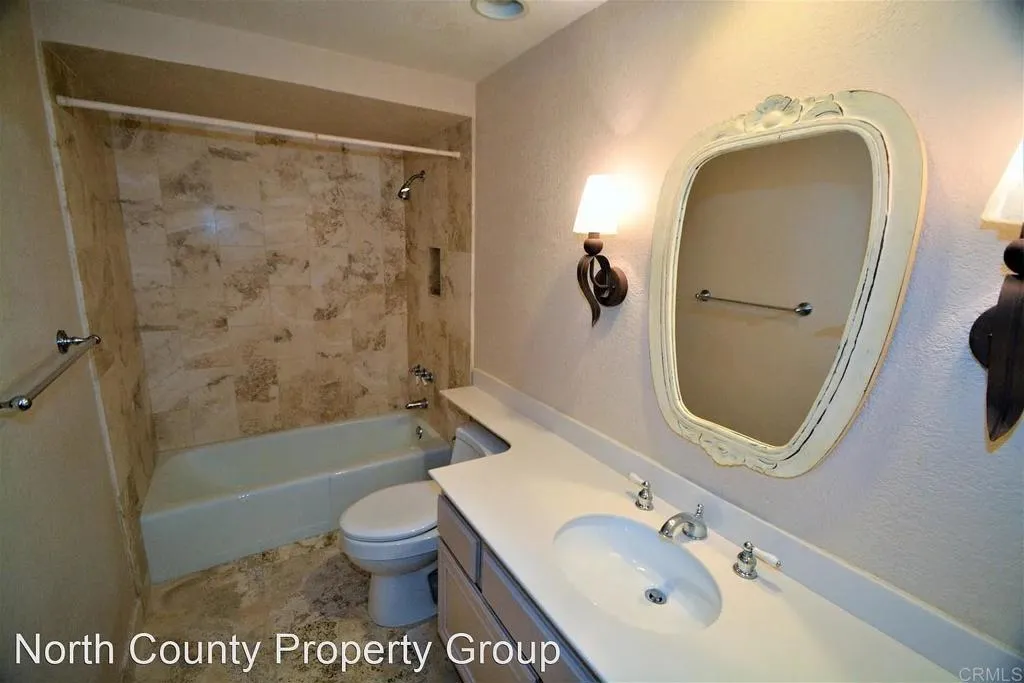2271 Del Mar Scenic Parkway