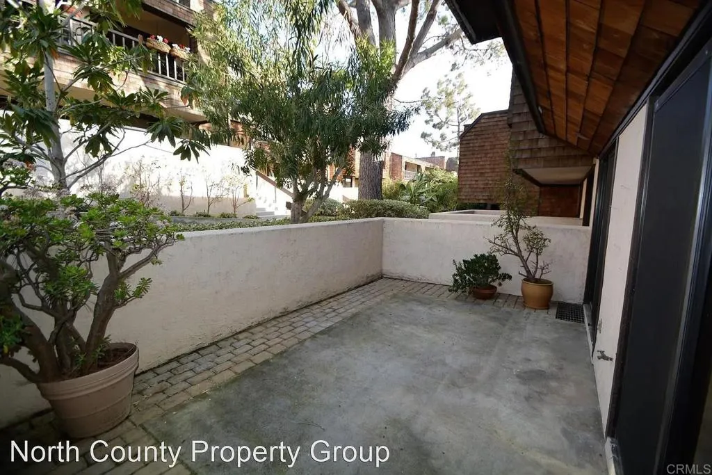 2271 Del Mar Scenic Parkway