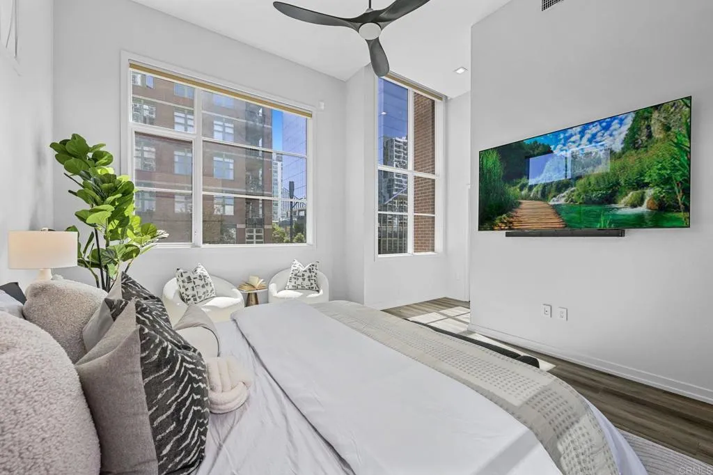 501 8th Avenue Unit Th111