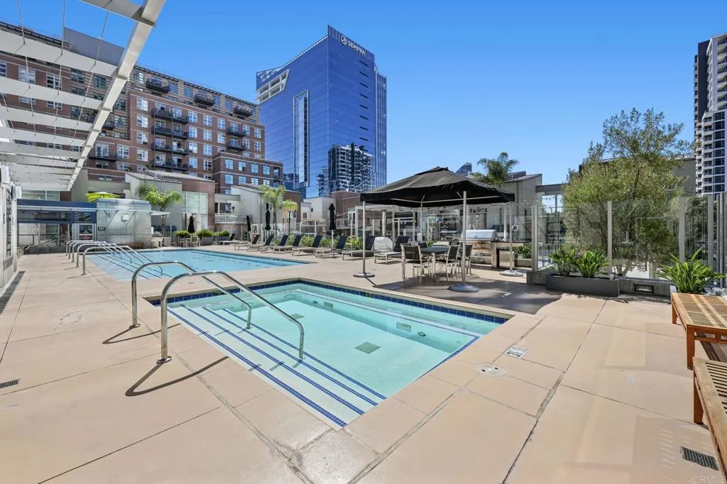 501 8th Avenue Unit Th111