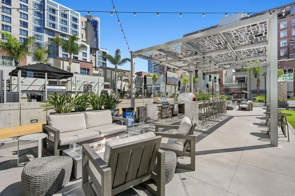 501 8th Avenue Unit Th111