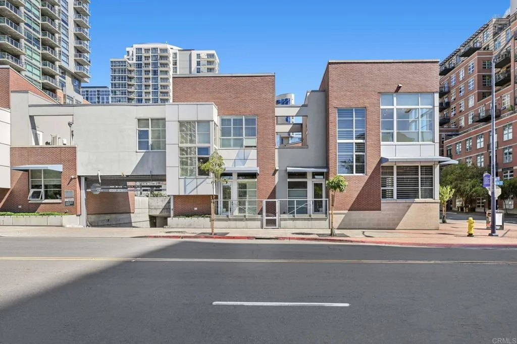 501 8th Avenue Unit Th111