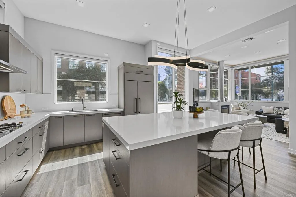 501 8th Avenue Unit Th111