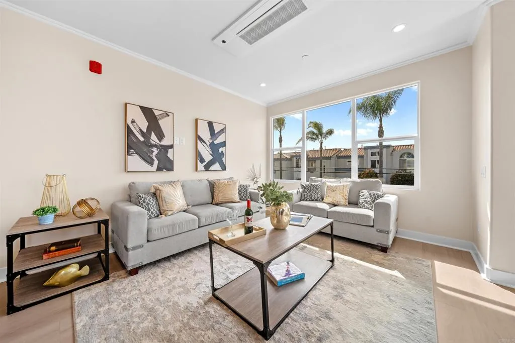 812 N Cleveland Street Unit 3