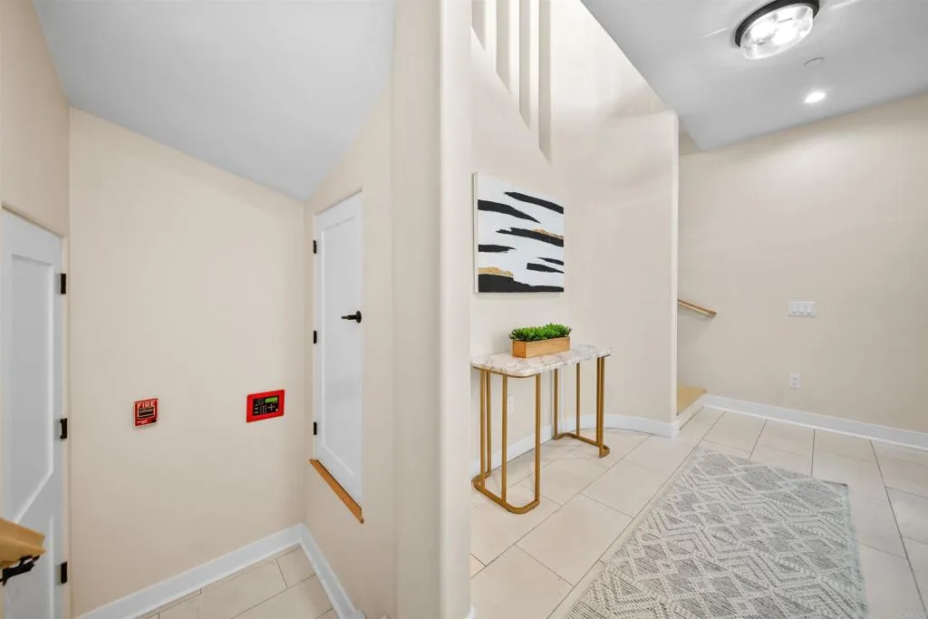 812 N Cleveland Street Unit 3
