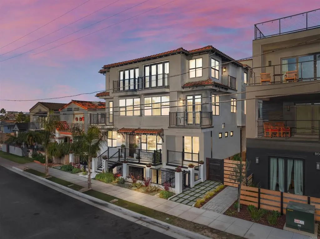 812 N Cleveland Street Unit 3