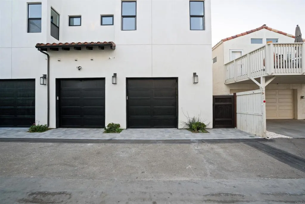 812 N Cleveland Street Unit 3