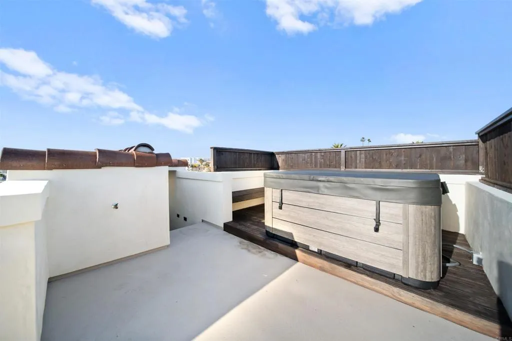 812 N Cleveland Street Unit 3