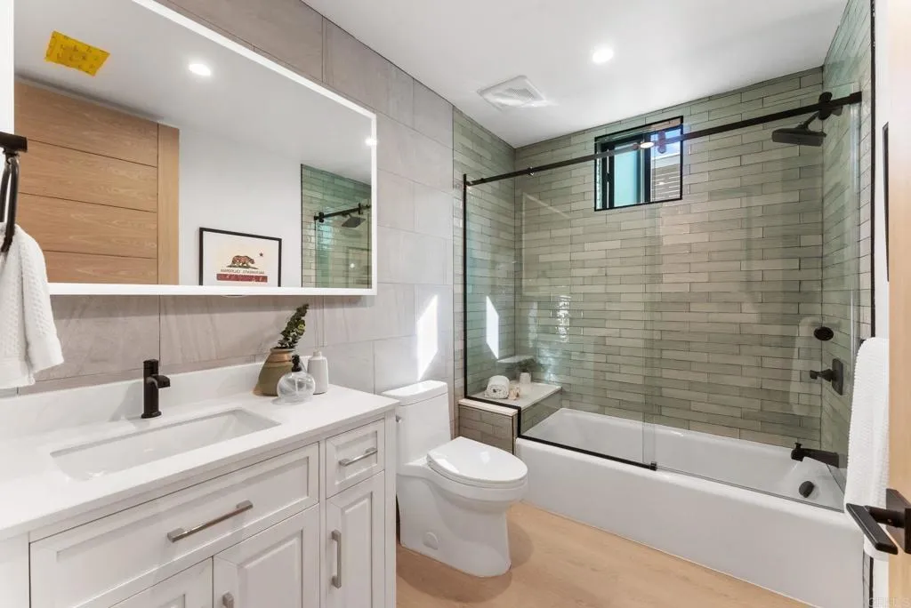 2670 Roosevelt Street, Carlsbad