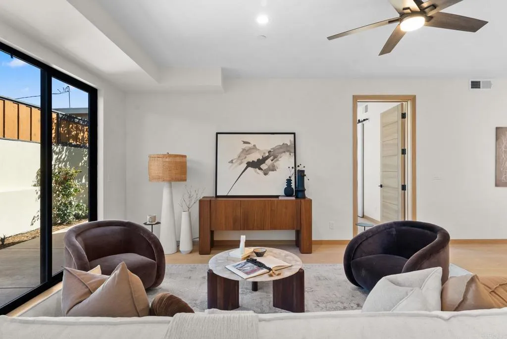 2670 Roosevelt Street, Carlsbad