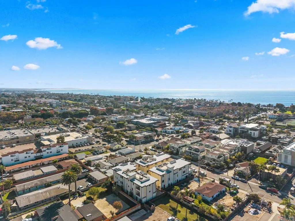 2670 Roosevelt Street, Carlsbad