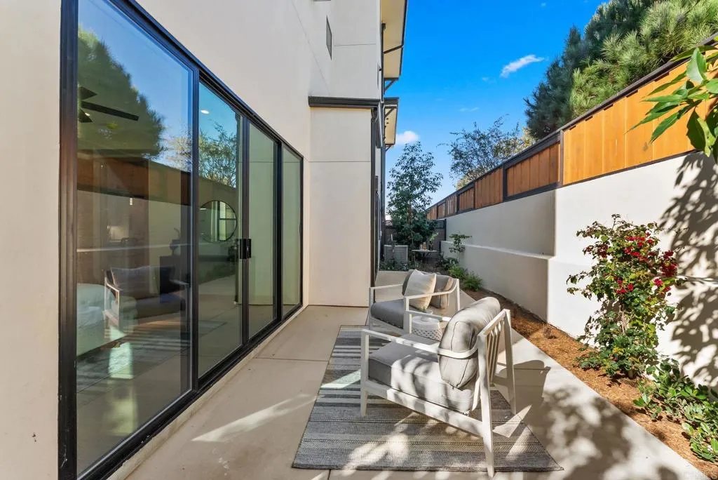 2670 Roosevelt Street, Carlsbad