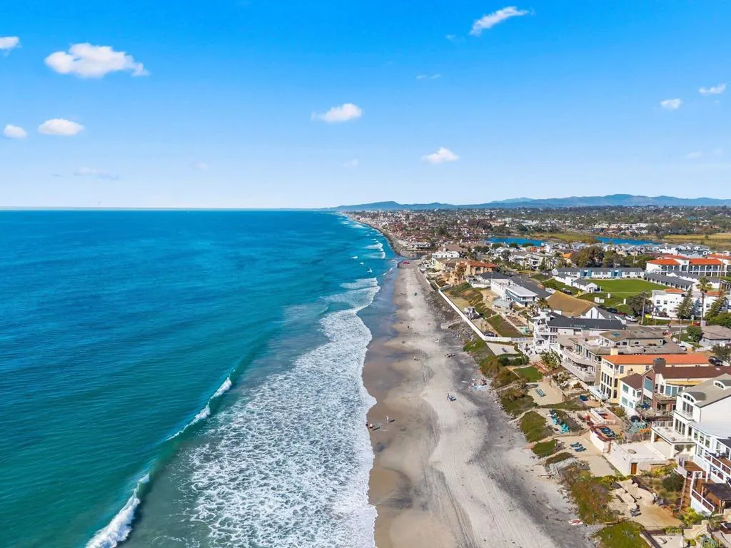 2670 Roosevelt Street, Carlsbad
