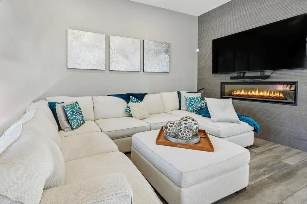 1109 Hampton Ct.