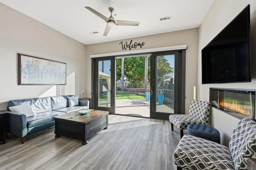 1109 Hampton Ct.