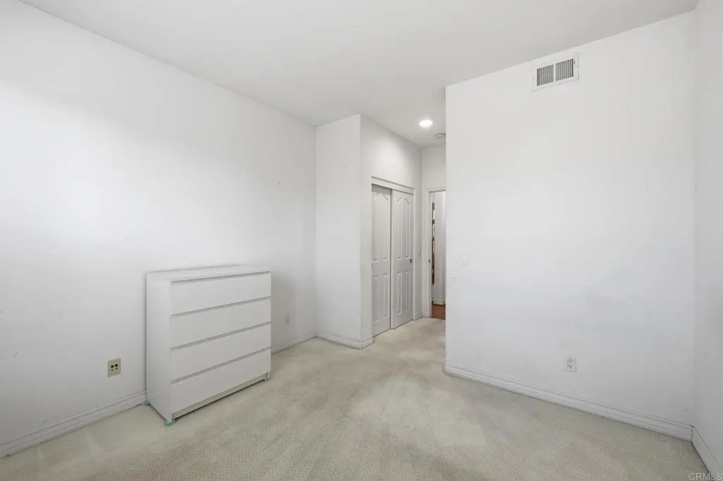 8010 Calle Pinon