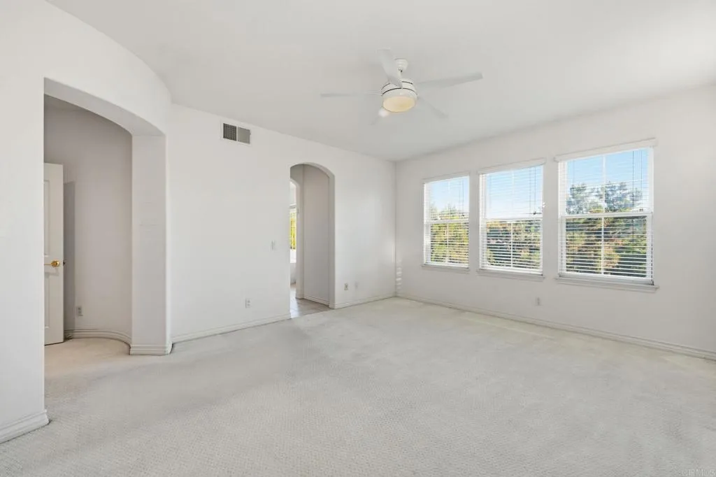 8010 Calle Pinon