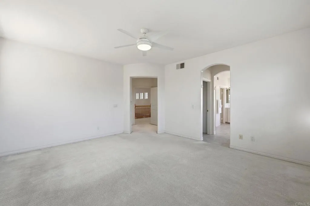 8010 Calle Pinon