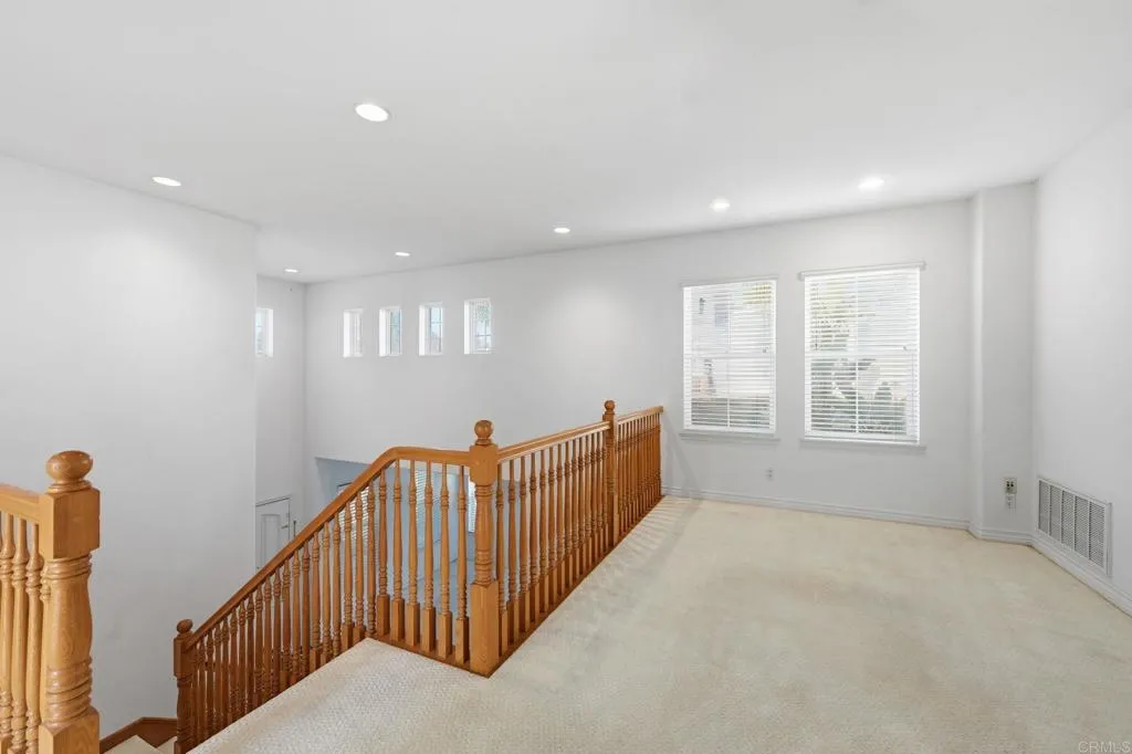 8010 Calle Pinon