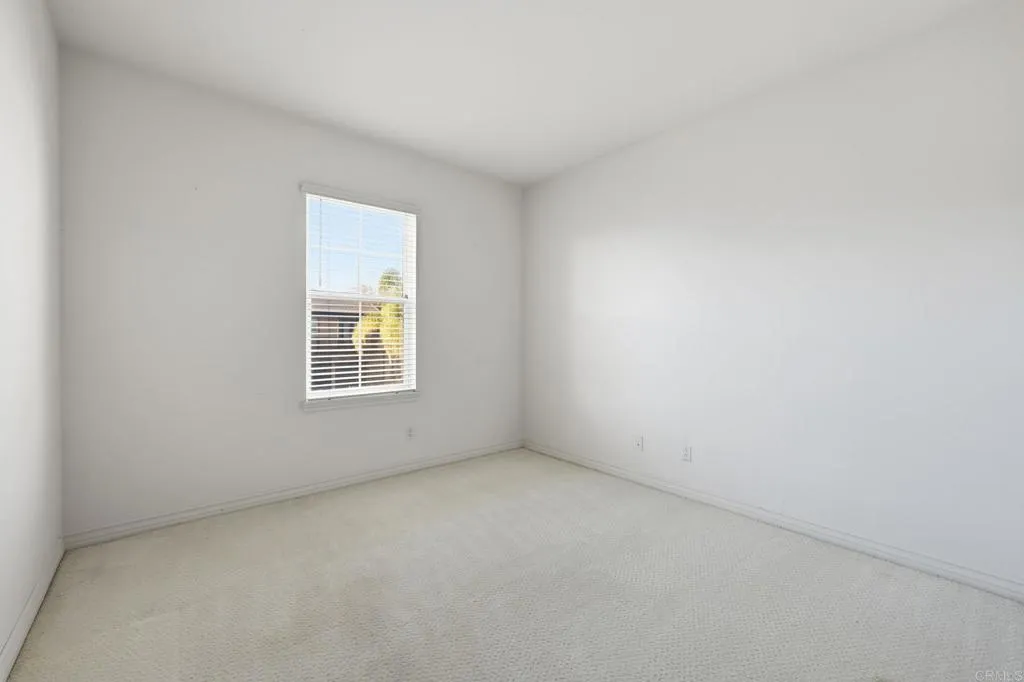 8010 Calle Pinon