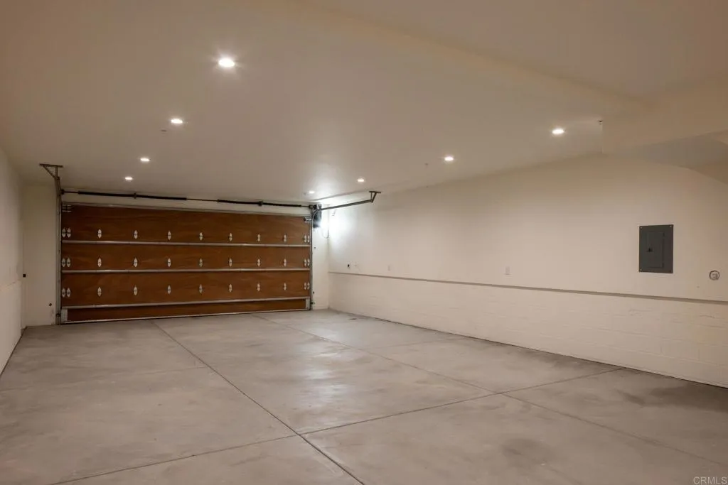 601 N Cedros