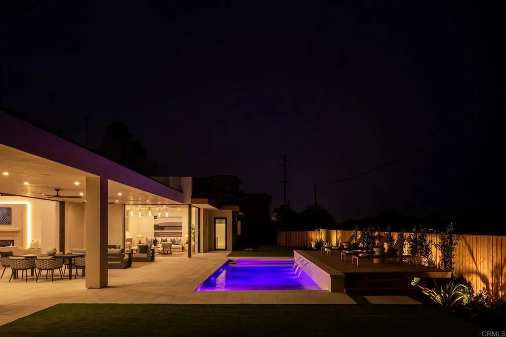 601 N Cedros