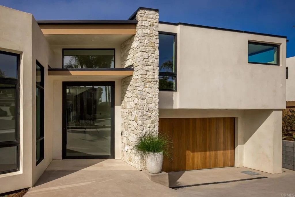 601 N Cedros