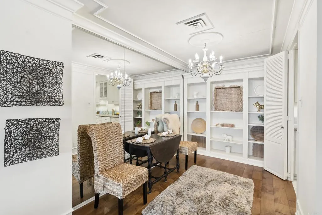 939 Coast Boulevard Unit 4c