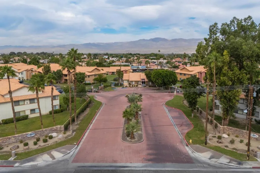 78650 Avenue 42nd Unit 1514