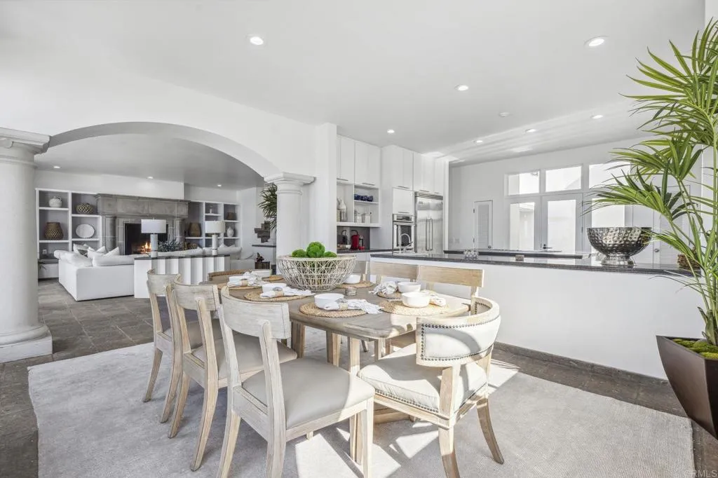1716 Ocean Front
