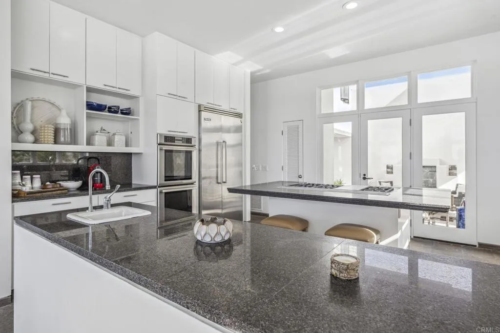 1716 Ocean Front