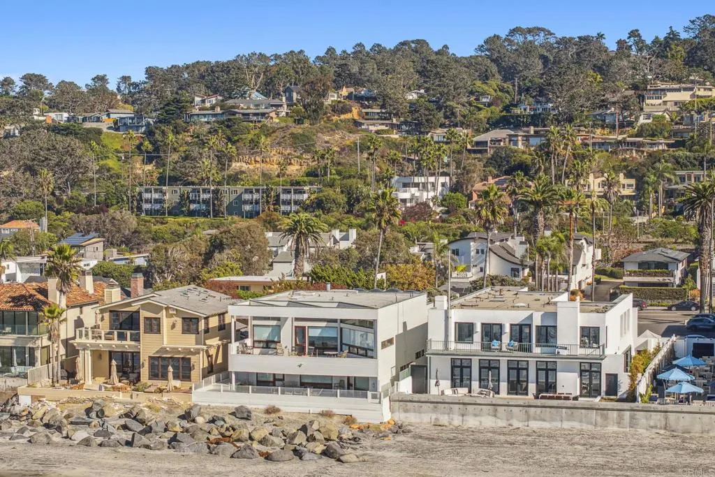 1716 Ocean Front
