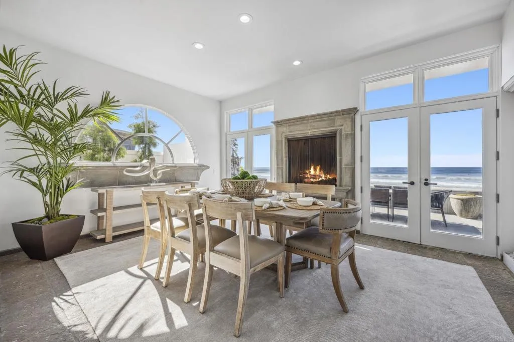 1716 Ocean Front