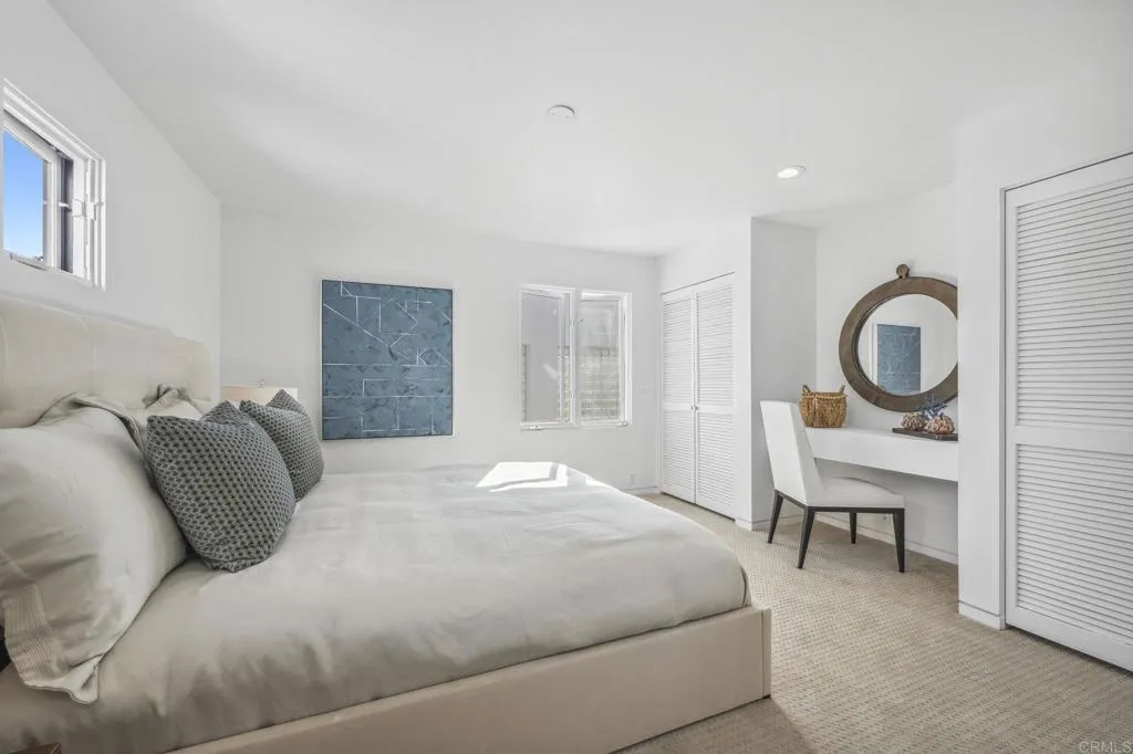 1716 Ocean Front