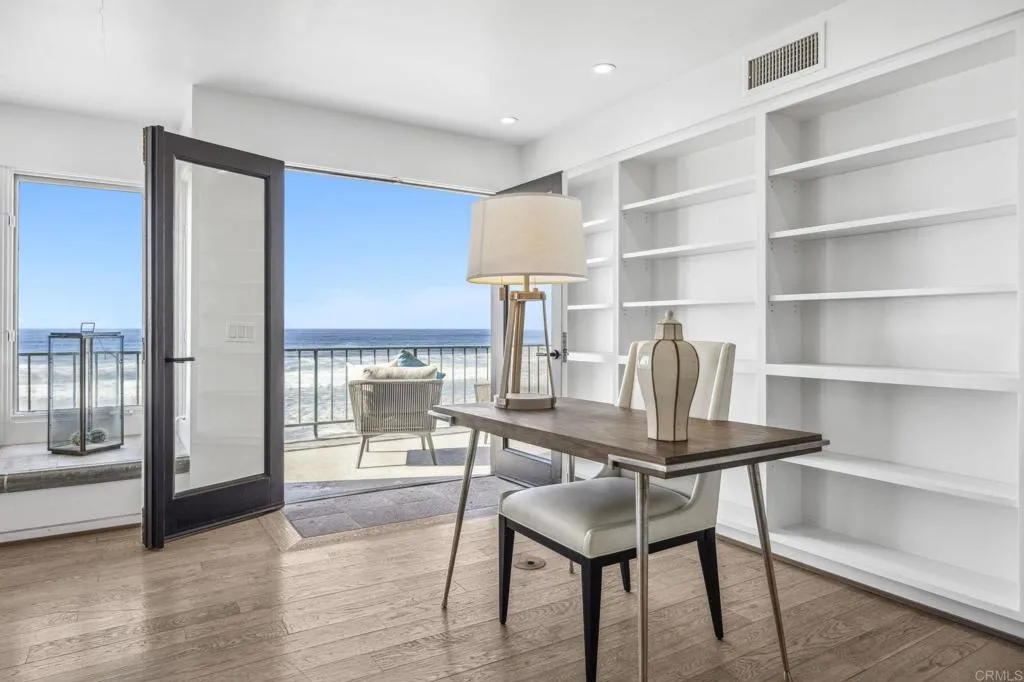 1716 Ocean Front