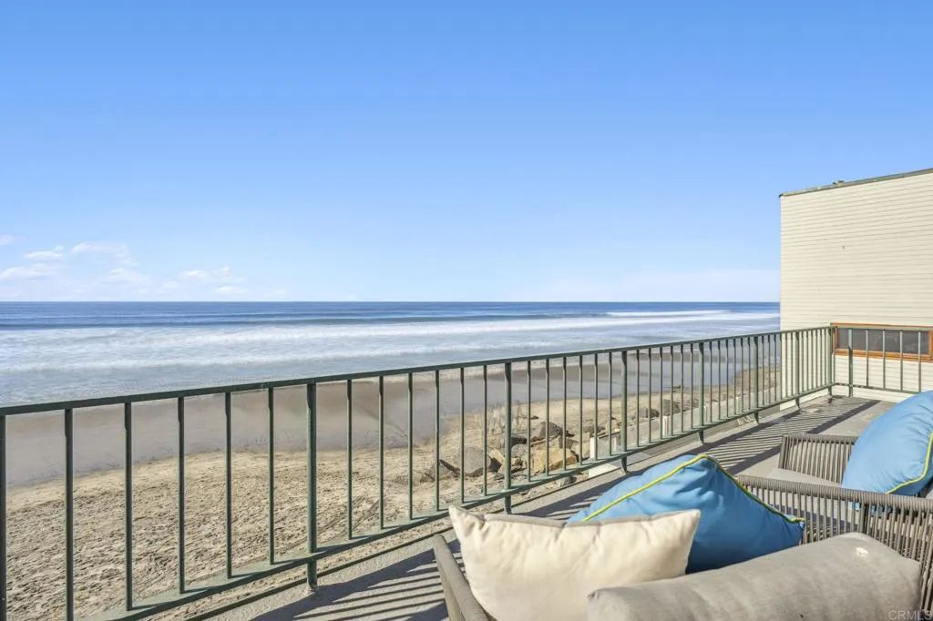 1716 Ocean Front