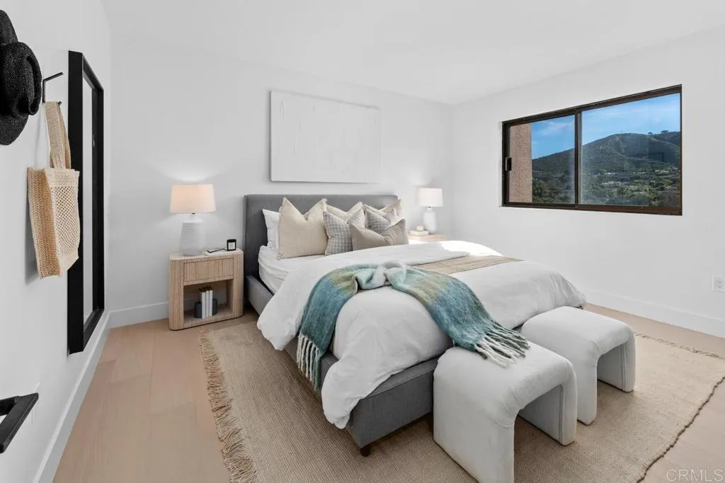 2500 Torrey Pines Rd Unit 1101