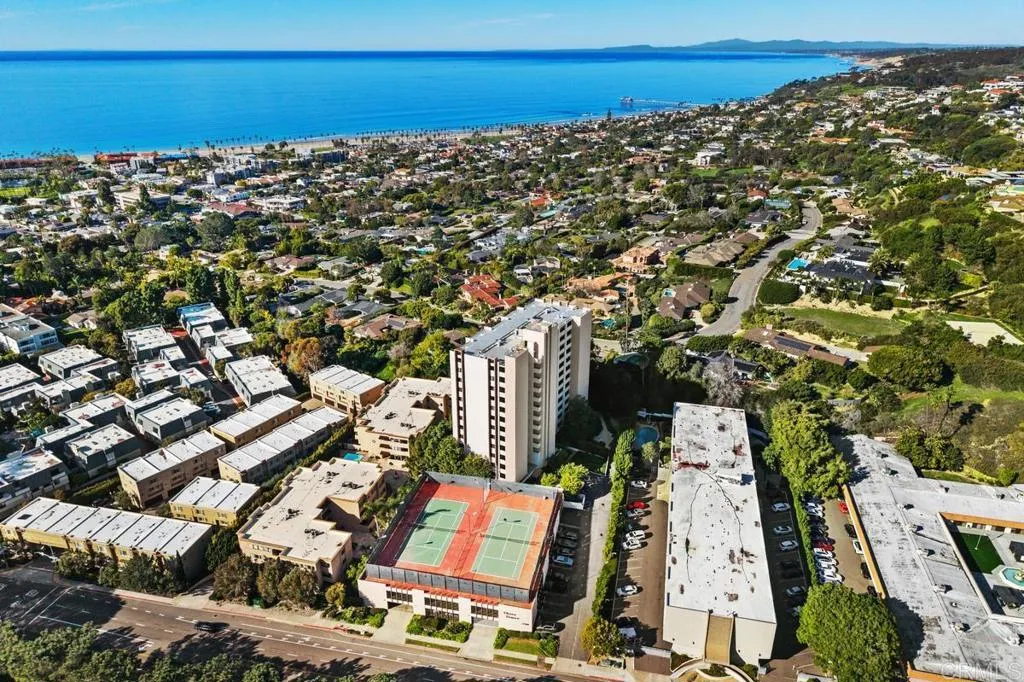 2500 Torrey Pines Rd Unit 1101