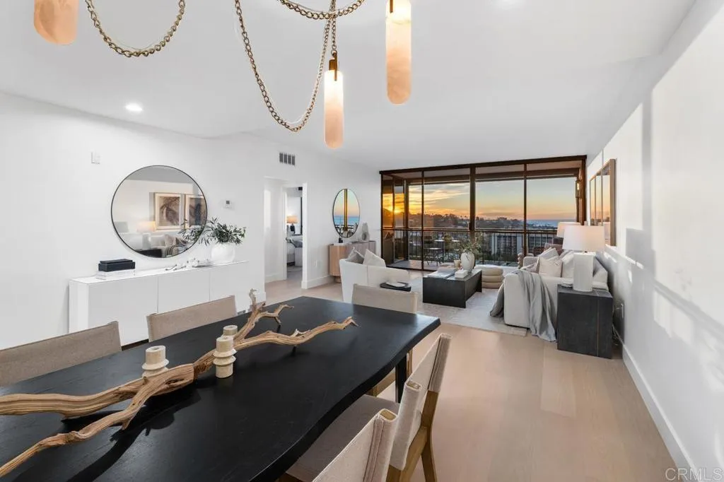 2500 Torrey Pines Rd Unit 1101