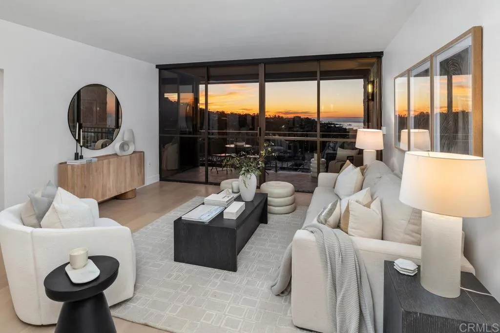2500 Torrey Pines Rd Unit 1101